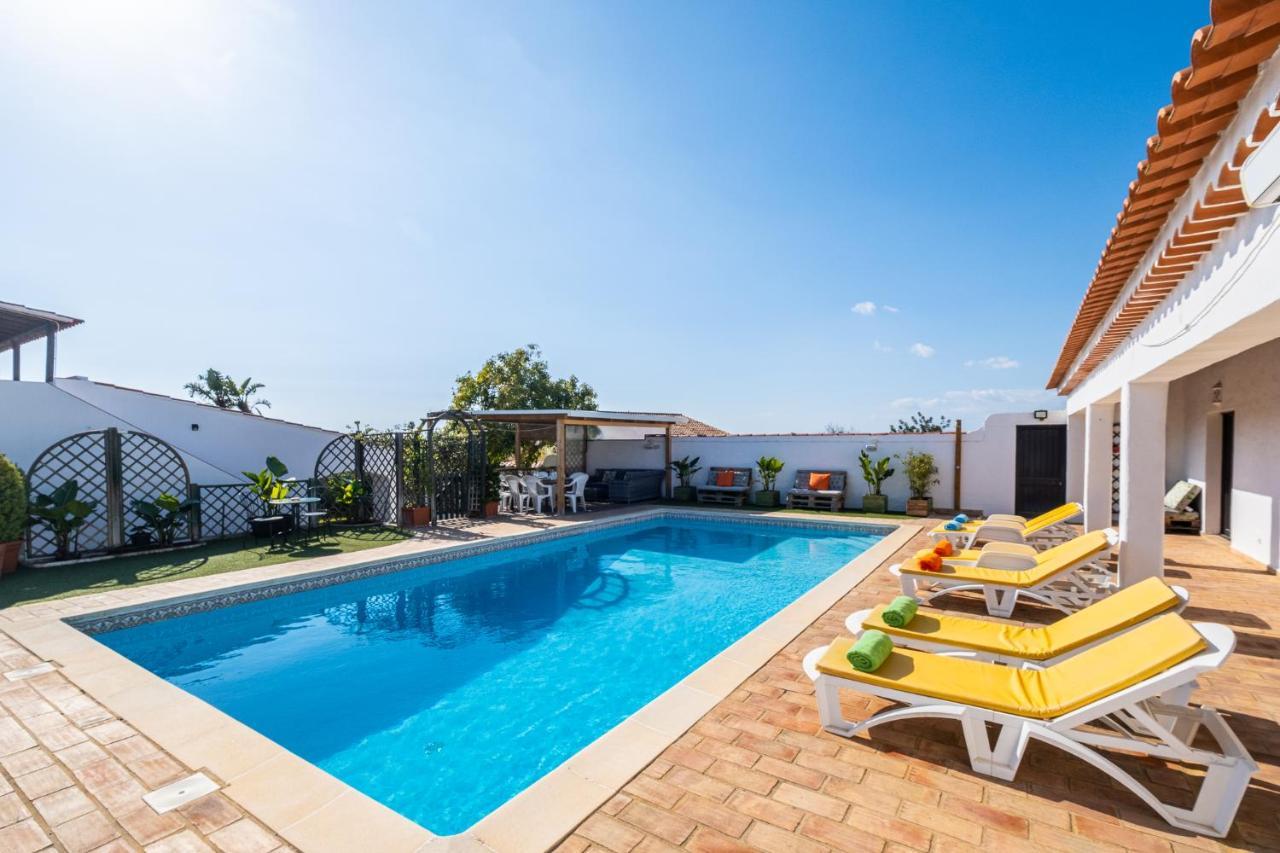 Estrelicia - Pool - Free Wi-fi - New In *