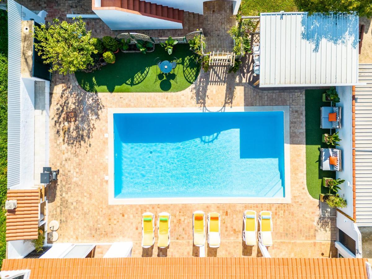 Villa Estrelicia - Pool - Free Wi-fi - New In