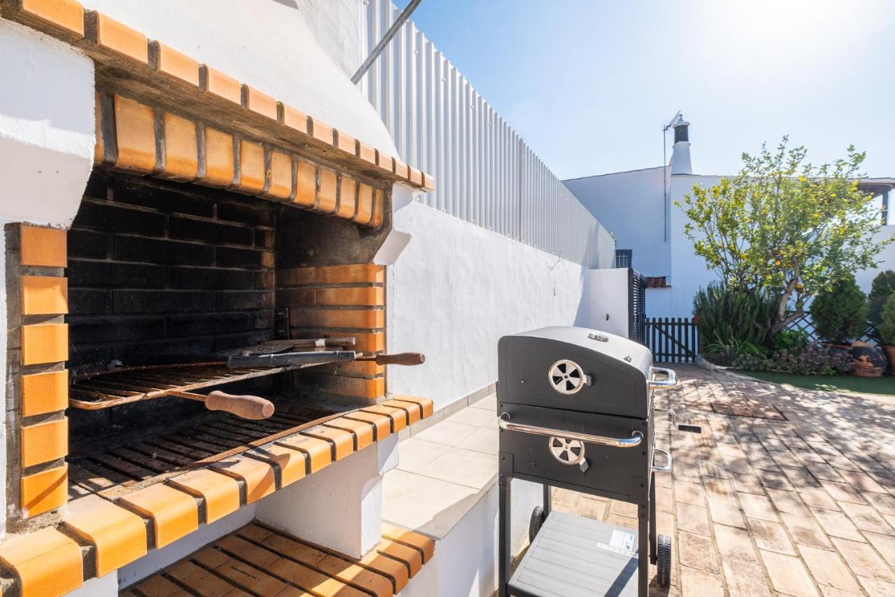 Villa Estrelicia - Pool - Free Wi-fi - New In *