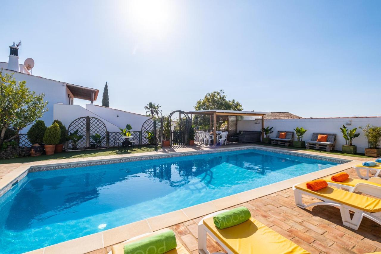 Villa Estrelicia - Pool - Free Wi-fi - New In *