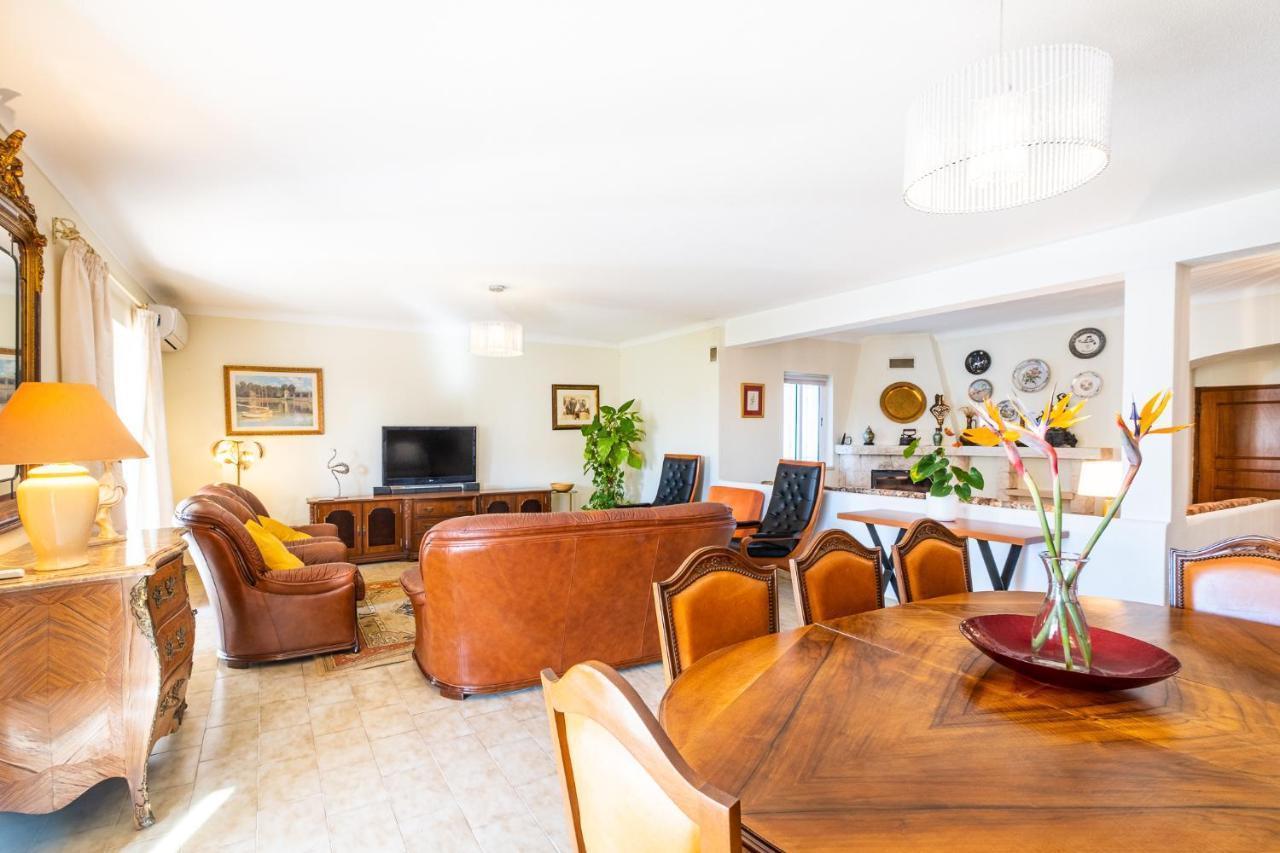 Villa Estrelicia - Pool - Free Wi-fi - New In *